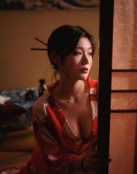 亚洲欧美日韩综合国产_720免费在线观看