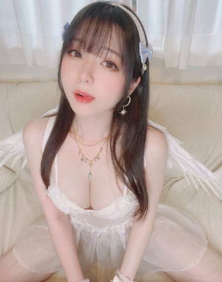 国产护肤品老牌子美白_青苹果乐园免费高清观看