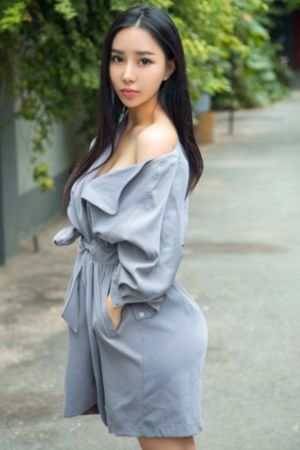 日韩超清美女视频在线_4K在线播放观看