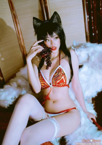 国产真实乱人偷精品视频_完整无删减版