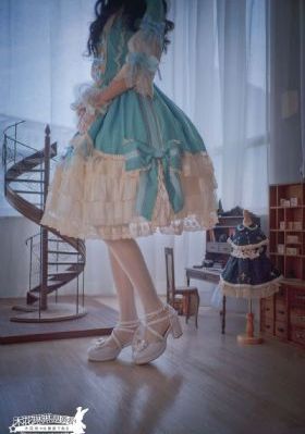欧美首饰与东方首饰_1080P高清迅雷在线观看